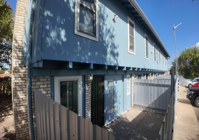 4th image of 8616 Putnam Dr, Austin, TX 78757 | MLS# 3877142