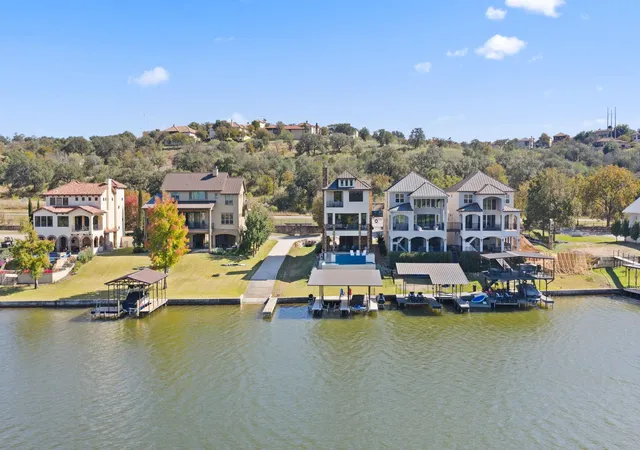 4th image of 624 Waterside Dr, Marble Falls, TX 78654 | MLS# 3503463