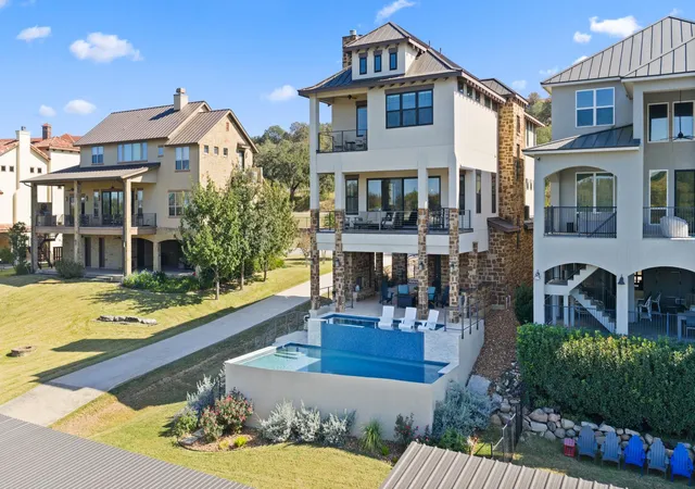 5th image of 624 Waterside Dr, Marble Falls, TX 78654 | MLS# 3503463