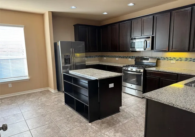 4th image of 1209 Rhonda Cv, Hutto, TX 78634 | MLS# 5082991