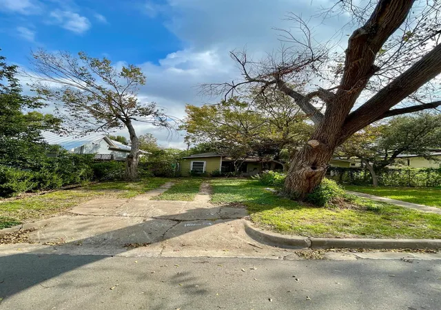 4th image of 4901 W Park Dr, Austin, TX 78731 | MLS# 1803718