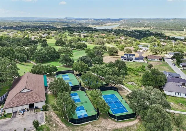 4th image of 1100 Majestic Hills Blvd, Spicewood, TX 78669 | MLS# 8739720
