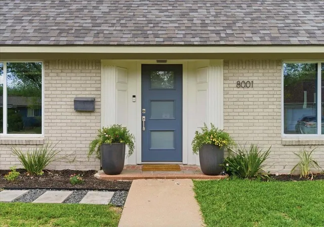 Photo 2 of Single family home for sale at 8001 Camden Dr, Austin, TX 78757 | MLS# 3436991 | Listing updated on 2026-09-09