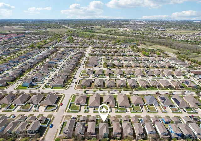 Homes for sale in Pflugerville, TX | 811 Craters Of The Moon Blvd, Pflugerville, TX 78660 | MLS# 2442971