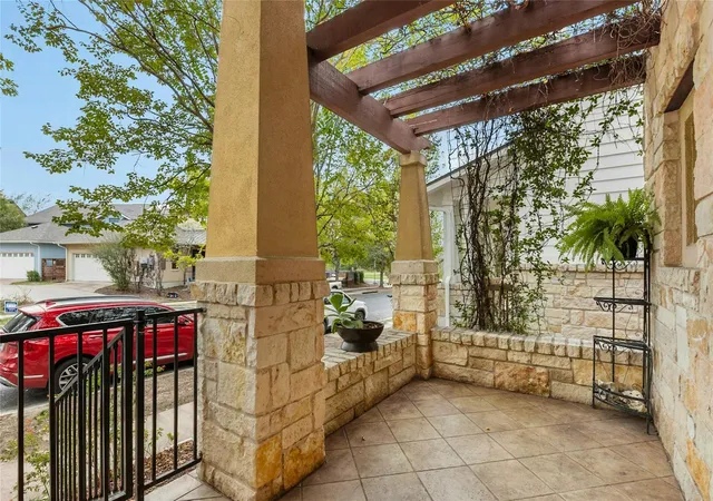 3rd image of 1912 Antone St, Austin, TX 78723 | MLS# 5337323