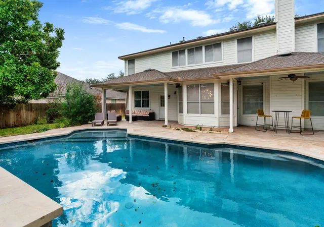 Photo 1 of Single family home for sale at 807 Clarence Bohls Ln, Pflugerville, TX 78660 | MLS# 3492339 | Listing updated on 2026-01-20