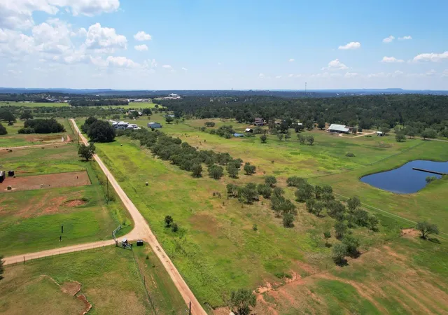 3rd image of 255 Skyline Dr, Marble Falls, TX 78654 | MLS# 4087192