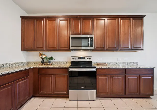 4th image of 185 Katie Elder Dr, Jarrell, TX 76537 | MLS# 4196525