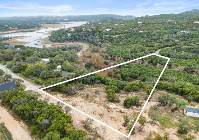 3rd image of 18211 Gregg Bluff Rd, Jonestown, TX 78645 | MLS# 3646516