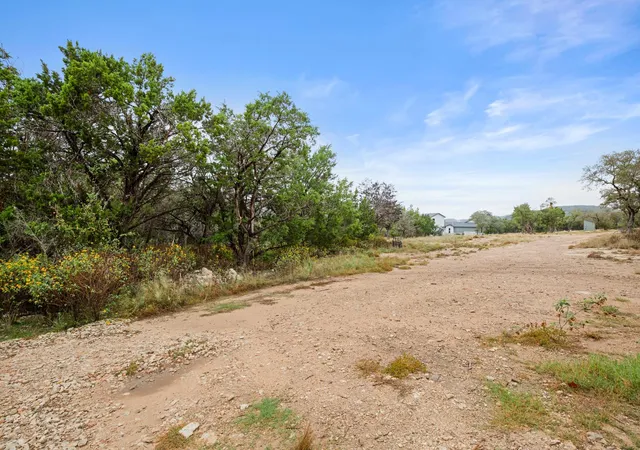 5th image of 18211 Gregg Bluff Rd, Jonestown, TX 78645 | MLS# 3646516