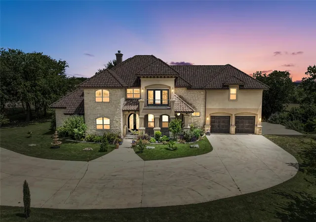 Photo 1 of Single family home for sale at 104 Spring Valley St, Hutto, TX 78634 | MLS# 5173280 | Listing updated on 2026-09-05