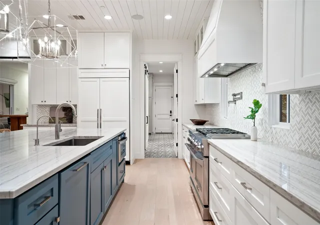Photo 3 of Single family home for sale at 16908 Whispering Breeze, Austin, TX 78738 | MLS# 4010300 | Listing updated on 2026-05-22