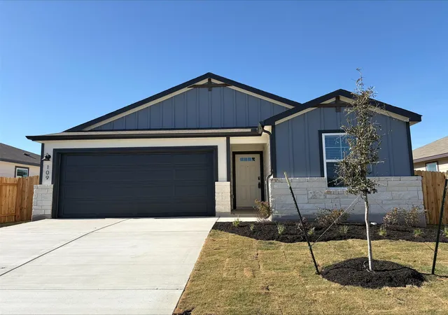 Photo 2 of Sale Pending at 109 Honey Bee, Jarrell, TX 76537 | MLS# 5218315 | Listing updated on 2026-10-01