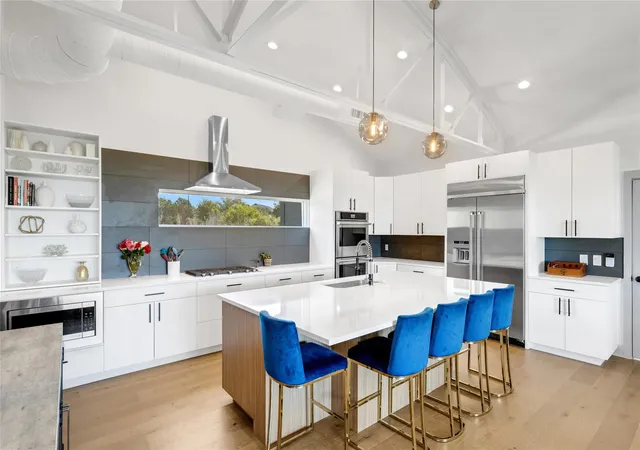 4th image of 4227 Eck Ln, Austin, TX 78734 | MLS# 9247987