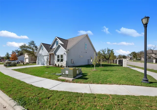 Photo 2 of Single family home for sale at 500 Treaty Oak Dr, Georgetown, TX 78628 | MLS# 1649477 | Listing updated on 2026-07-31