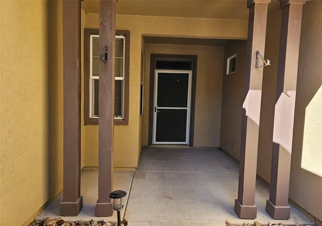 Photo 3 of Single family home for sale at 211 Red Poppy Trl, Georgetown, TX 78633 | MLS# 6076350 | Listing updated on 2026-10-17