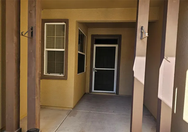 Photo 3 of Single family home for sale at 211 Red Poppy Trl, Georgetown, TX 78633 | MLS# 6076350 | Listing updated on 2026-10-17