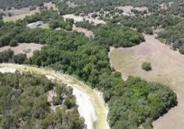 33rd image of 1000 Twisted Tarpley Ln, Georgetown, TX 78628 | MLS# 1852575