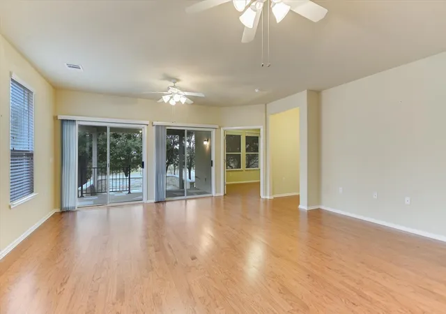 Photo 4 of Single family home for sale at 915 Apache Mountain Ln, Georgetown, TX 78633 | MLS# 2314819 | Listing updated on 2026-07-31