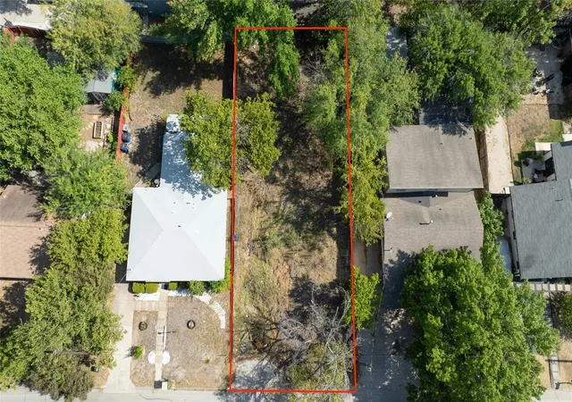 1st image of 6804 Montana St, Austin, TX 78741 | MLS# 4562839