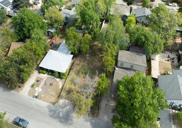 4th image of 6804 Montana St, Austin, TX 78741 | MLS# 4562839