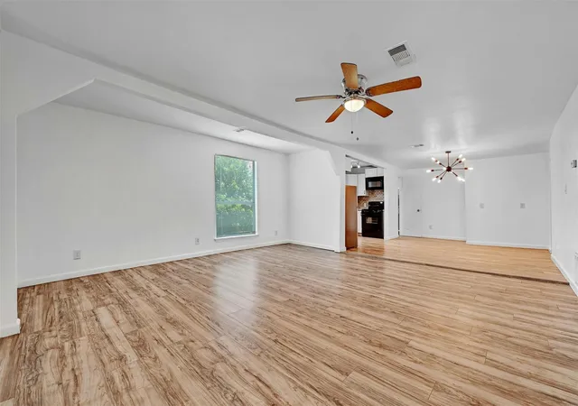 4th image of 1200 Walnut Ave, Austin, TX 78702 | MLS# 9304799