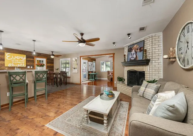 4th image of 1802 Bumblebee Dr, Pflugerville, TX 78660 | MLS# 3749487