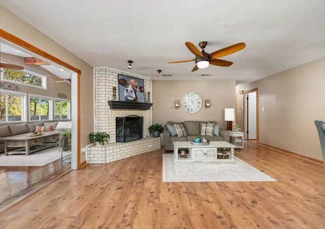 5th image of 1802 Bumblebee Dr, Pflugerville, TX 78660 | MLS# 3749487