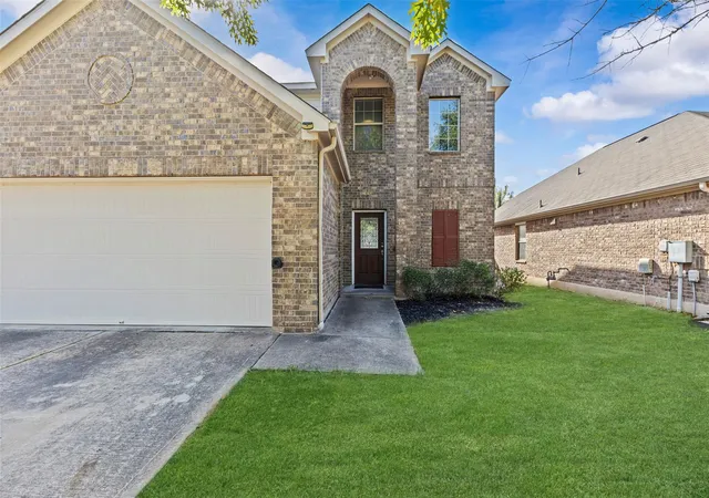 Photo 2 of Single family home for sale at 5709 Zachary Scott St, Austin, TX 78747 | MLS# 8794906 | Listing updated on 2026-08-06