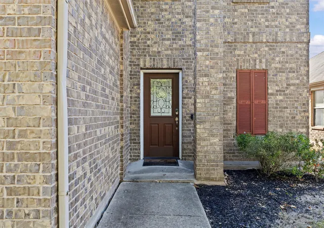 Photo 4 of Single family home for sale at 5709 Zachary Scott St, Austin, TX 78747 | MLS# 8794906 | Listing updated on 2026-08-06