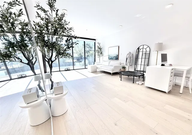 2nd image of 1600 S 1st St #201, Austin, TX 78704 | MLS# 6743163