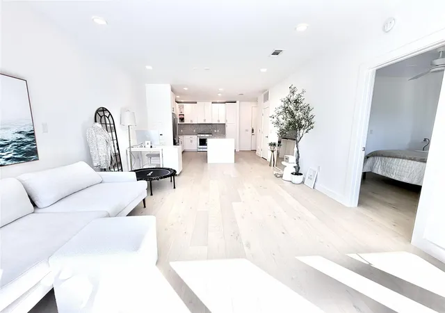 4th image of 1600 S 1St St #201, Austin, TX 78704 | MLS# 6743163