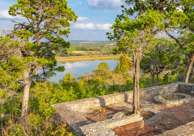 Photo 4 of House for sale at 518 Curly H Ranch Rd, Dripping Springs, TX 78620 | MLS# 3303833 | Listing updated on 2026-10-26