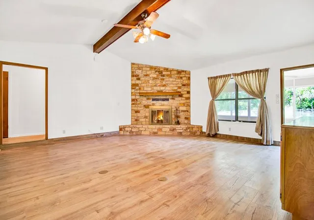 2nd image of 298 Jenkins Rd, Cedar Creek, TX 78612 | MLS# 3527997