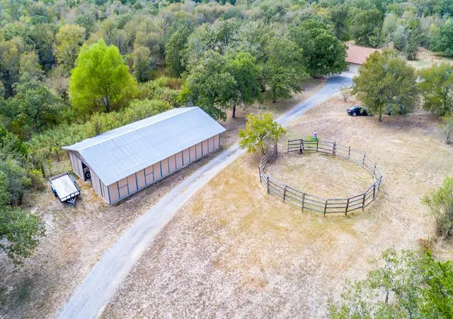 5th image of 298 Jenkins Rd, Cedar Creek, TX 78612 | MLS# 3527997