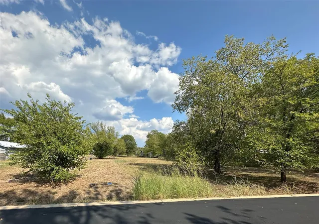 Homes for sale in Bastrop, TX | 0 Lot Behind 2208 Pecan St, Bastrop, TX 78602 | MLS# 1346048