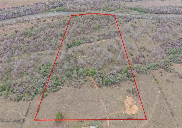 1st image of Tbd Tbd, Smithville, TX 78957 | MLS# 6850704