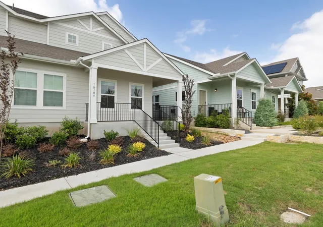 2nd image of 16704 Sonoma Breeze Dr, Manor, TX 78653 | MLS# 4188574