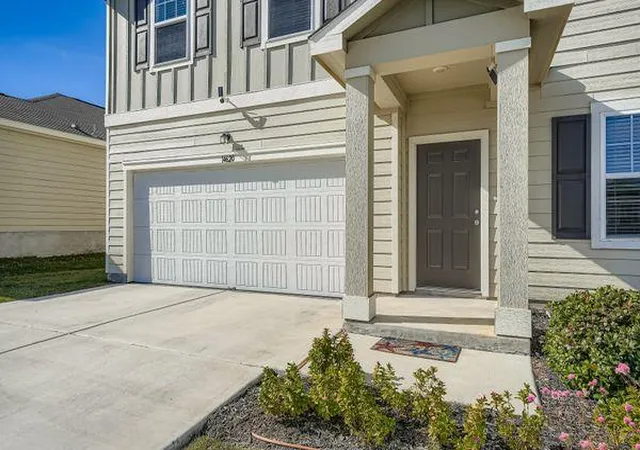 Photo 3 of Single family home for sale at 14620 Shooter Mc Gavin Dr, Manor, TX 78653 | MLS# 2473487 | Listing updated on 2026-04-07