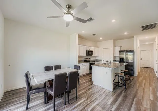 Photo 4 of Single family home for sale at 14620 Shooter Mc Gavin Dr, Manor, TX 78653 | MLS# 2473487 | Listing updated on 2026-04-07