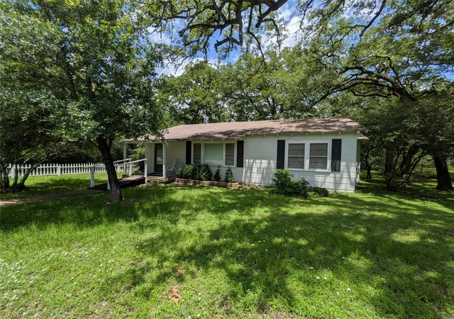 1st image of 9278 N Hwy 77 Hwy, Lexington, TX 78947 | MLS# 7019773