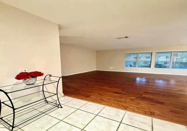 2nd image of 216 Whispering Wind Dr, Georgetown, TX 78633 | MLS# 3840742