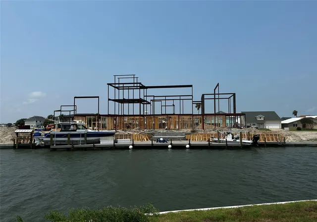 Photo 3 of Sale Pending at 305 Estes Dr, Rockport, TX 78382 | MLS# 7572874 | Listing updated on 2026-09-07