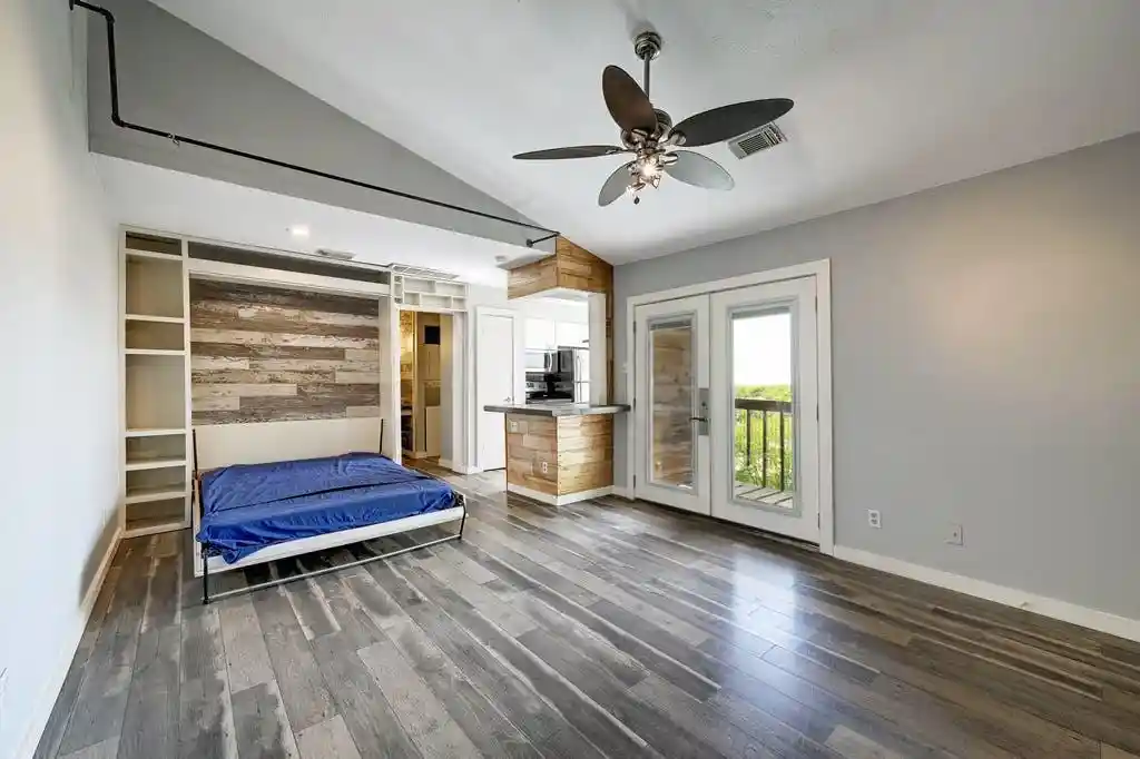 Listing Photo 2 - Condo for sale in 6903 Deatonhill Dr located at 6903 Deatonhill Dr, Austin, TX 78745 - Unit #16