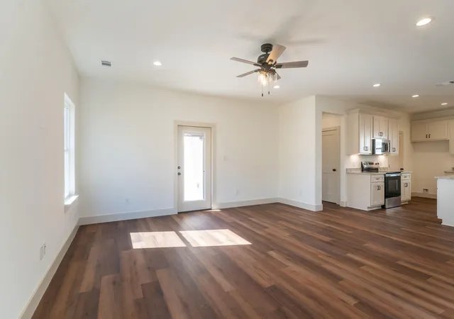 Photo 3 of Single family home for sale at 315 String Prairie Way, Smithville, TX 78957 | MLS# 5112999 | Listing updated on 2026-09-19