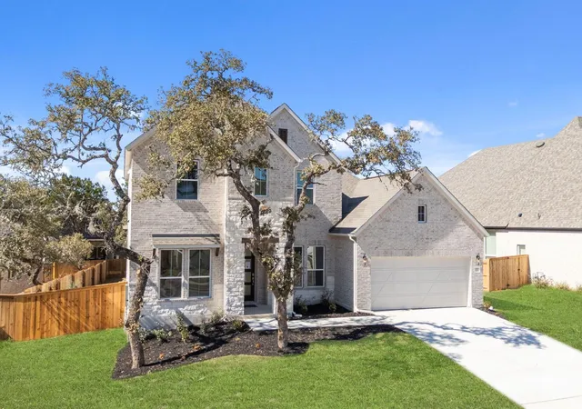 Photo 3 of Sale Pending at 372 Wood Thrush Run, Kyle, TX 78640 | MLS# 9117604 | Listing updated on 2026-10-01