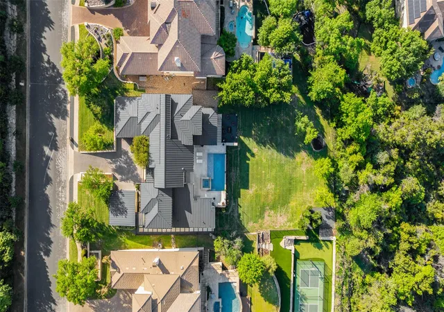 3rd image of 2551 Waymaker Wy, Austin, TX 78746 | MLS# 3674050