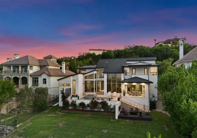 40th image of 2551 Waymaker Wy, Austin, TX 78746 | MLS# 3674050