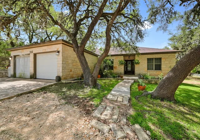 Homes for sale in Wimberley, TX | 106 Masonic Lodge Rd, Wimberley, TX 78676 | MLS# 2043910