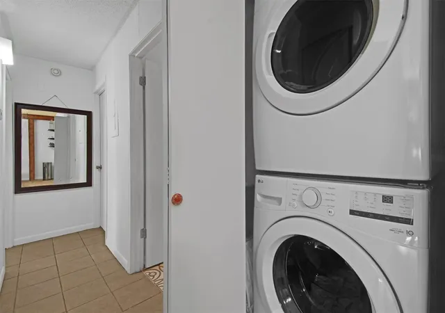 3rd image of 1705 Xing Pl, Austin, TX 78741